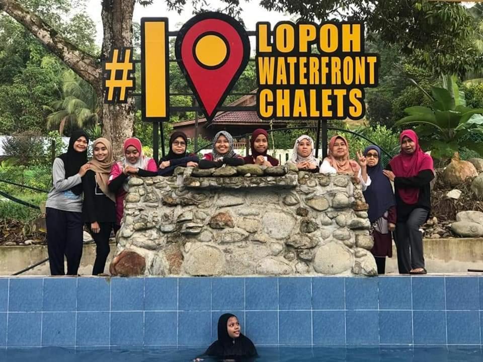 Villa Lopoh Waterfront Budget Chalets Hulu Langat Exterior foto