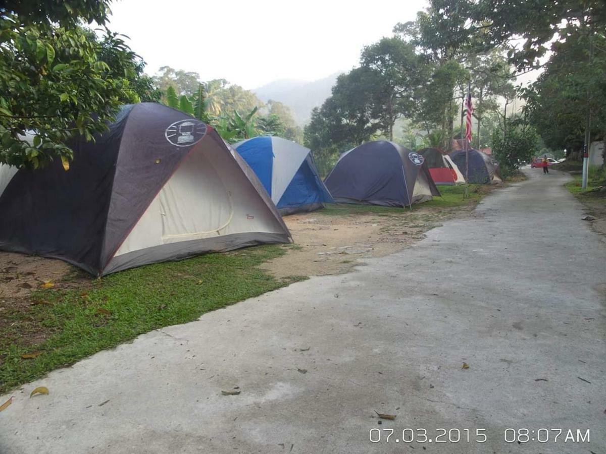 Villa Lopoh Waterfront Budget Chalets Hulu Langat Exterior foto